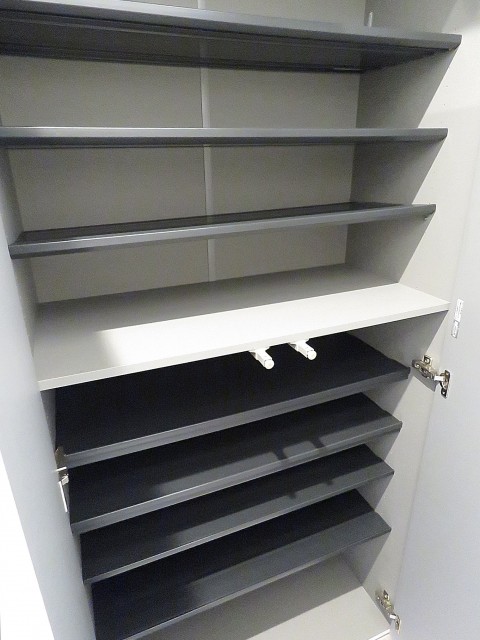 松見坂武蔵野マンション　シューズBOX