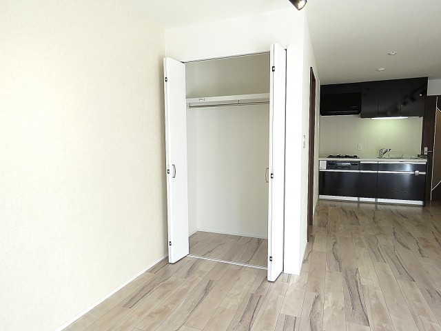 松見坂武蔵野マンション　LDK収納