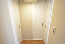 マンション都立大 玄関