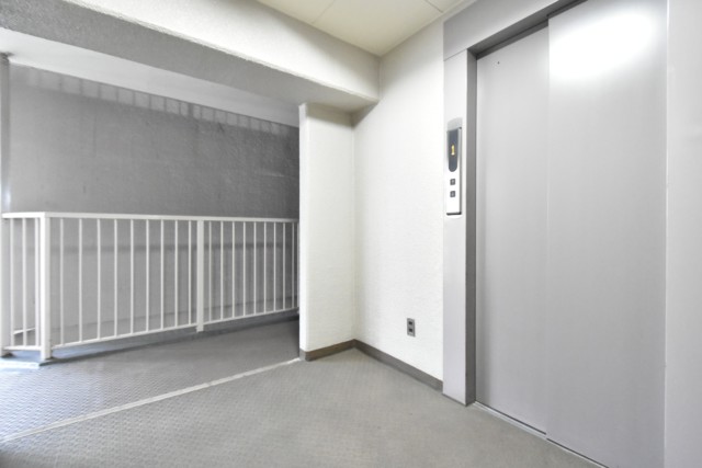 コトー大森 玄関