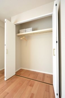 マンション都立大 洋室2