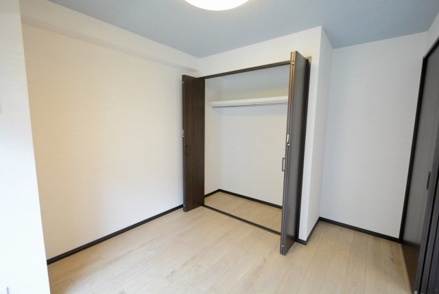 ライオンズマンション護国寺第３ 洋室2