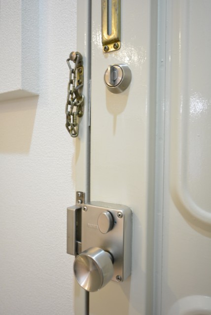 カーサ池尻 玄関