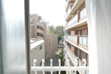 マンション都立大 洋室1