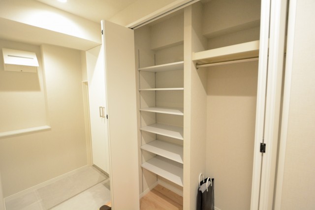 大森山王リハイム 玄関