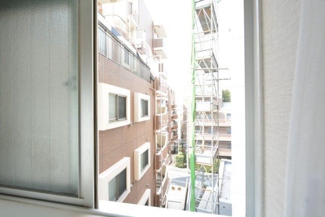 マンション都立大 洋室1