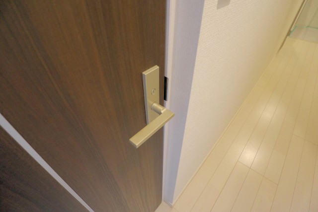 駒場ネオパレス 廊下 駒場ネオパレス 廊下