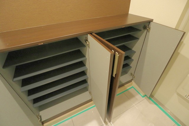 駒場ネオパレス 玄関 駒場ネオパレス 玄関