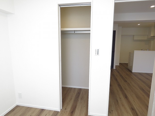 六本木ハイツ　洋室約5帖