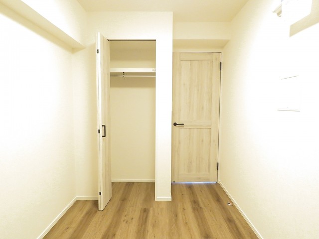 六本木ハイツ　洋室約4.7帖