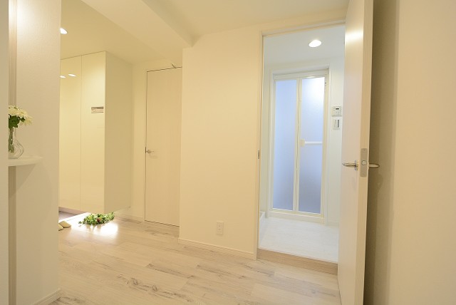 ツインシティ 廊下