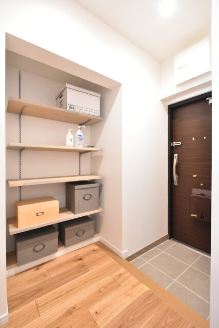 ライオンズマンション三軒茶屋 玄関