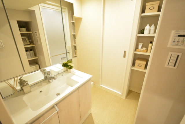 マンション第二明大前 洗面室