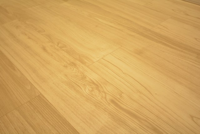 日商岩井本郷マンション LDK