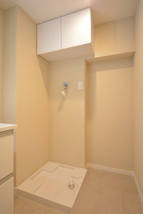 日商岩井本郷マンション 洗面室