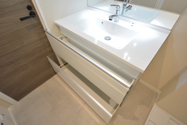 日商岩井本郷マンション 洗面室