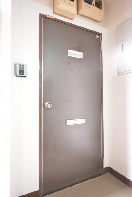 マンション小石川 玄関