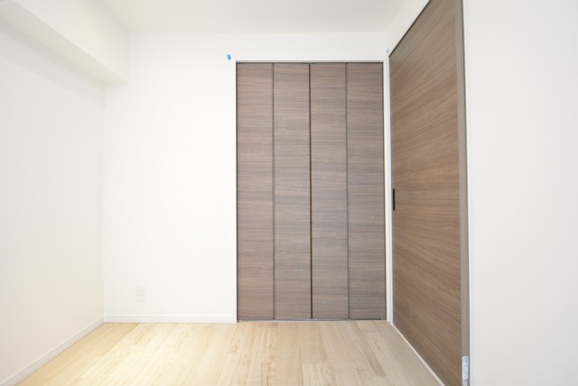 日商岩井本郷マンション 洋室1