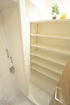 駒場シャスターマンション 玄関