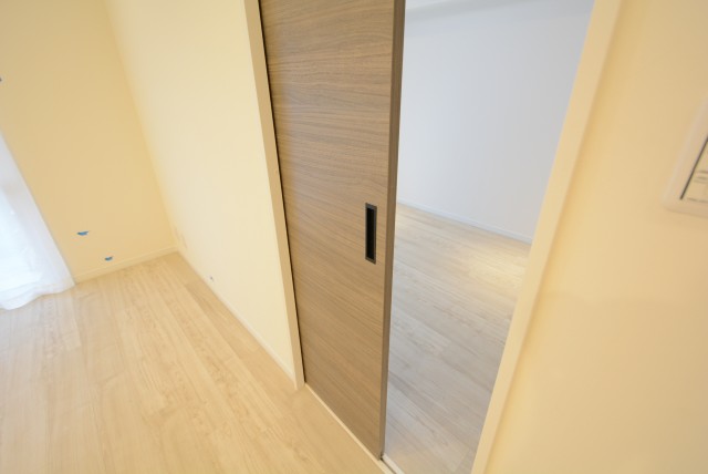 日商岩井本郷マンション 洋室1