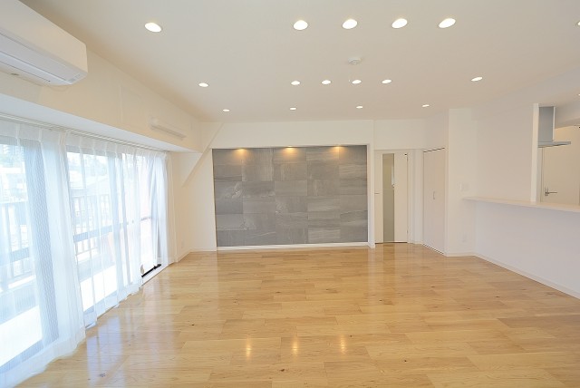 マンション小石川