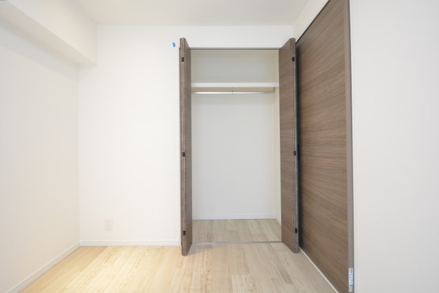 日商岩井本郷マンション 洋室1