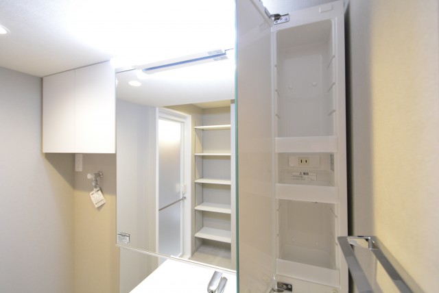 マンション小石川 洗面室