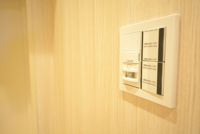 マンション第二明大前 玄関