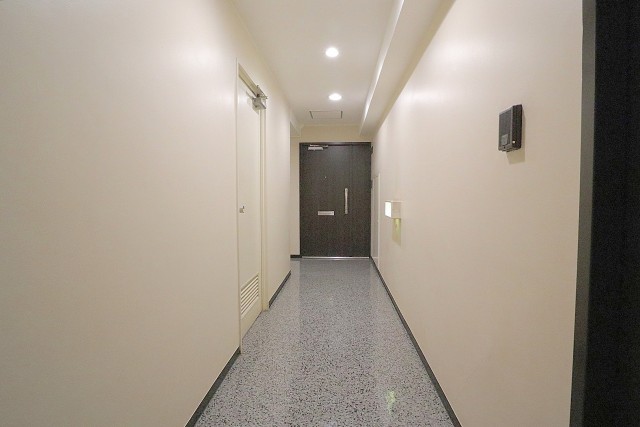 コープ野村一番町 内廊下