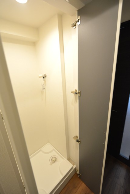 クレベール西新宿 玄関