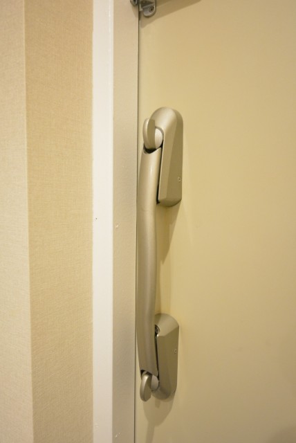 日商岩井本郷マンション 玄関