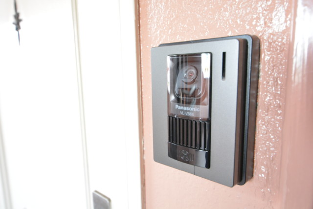 クレベール西新宿 玄関