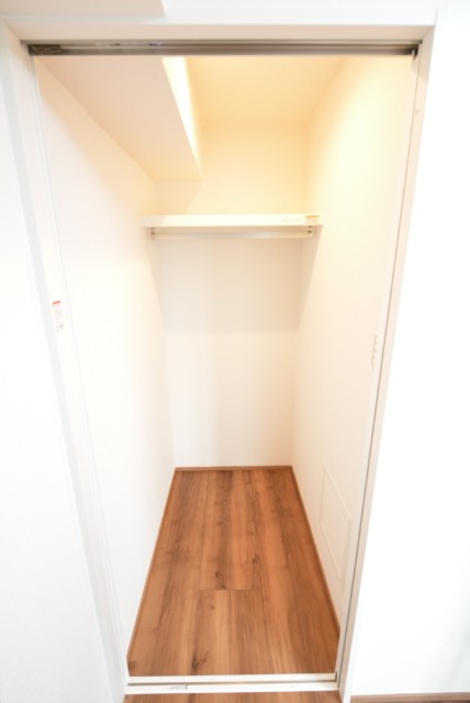 クレベール西新宿 LDK、洋室1、洋室2