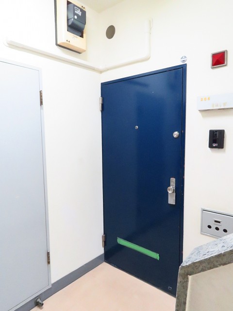 瀬田サンケイハウス　玄関前