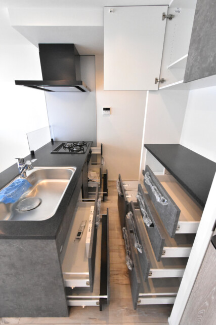 シャトー赤坂台 K