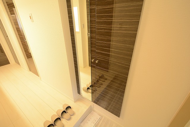 日商岩井亀戸マンション 玄関