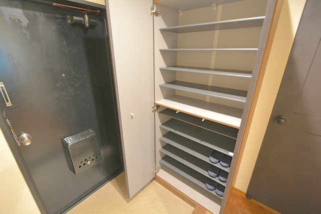 ライオンズマンション桜新町 玄関