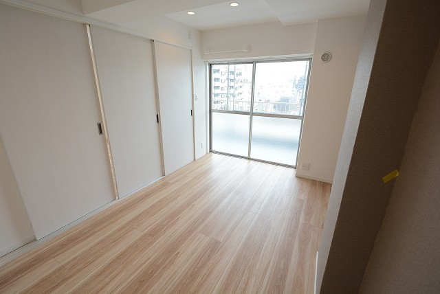 ファミール太子堂 洋室