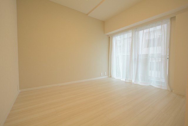 ハマイハイライズ 洋室①