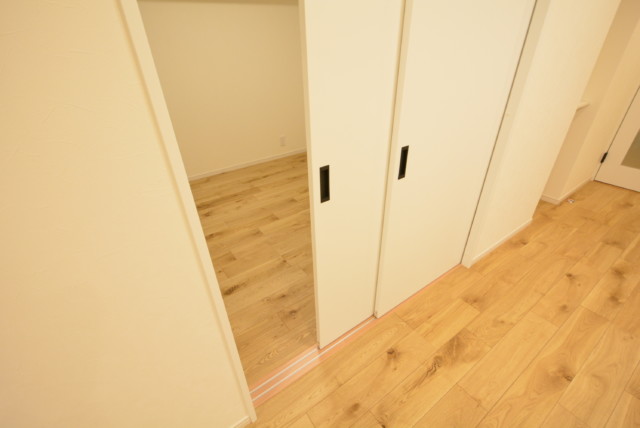 メガロン大森 洋室1