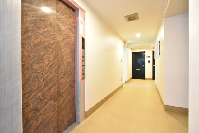 シャトー赤坂台 玄関・廊下