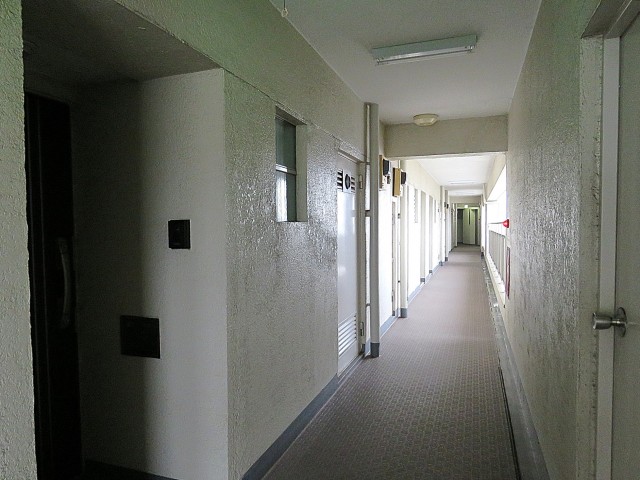 山王スカイマンション　共用廊下