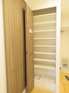 ビレヂ五反田　シューズBOX