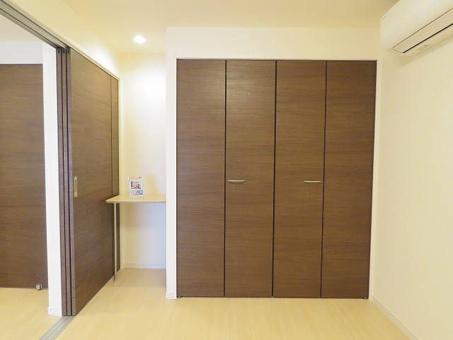 多摩川芙蓉ハイツ　納戸約5.7帖