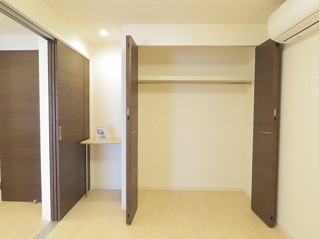 多摩川芙蓉ハイツ　納戸約5.7帖