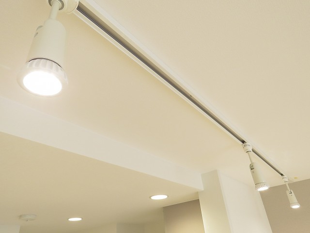 コーポ洗足　照明