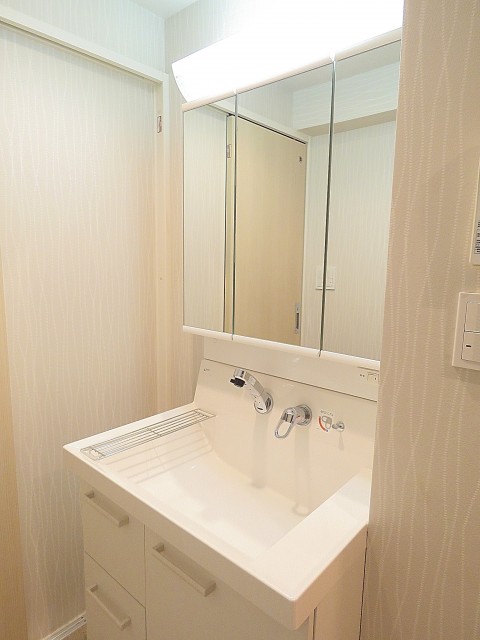 山王スカイマンション　洗面化粧台