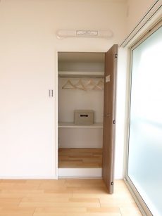 ビレヂ五反田　洋室収納