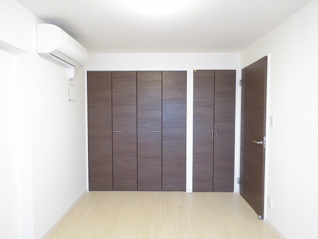 多摩川芙蓉ハイツ　洋室約6.7帖