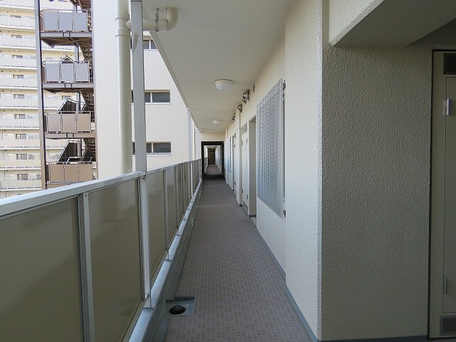 多摩川芙蓉ハイツ　共用廊下